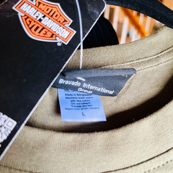 NWT Large Men’s Harley Davidson tshirt - Picture 4 of 4